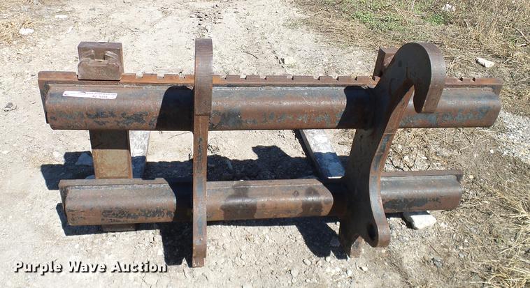 image for item AZ9394 Pallet forks