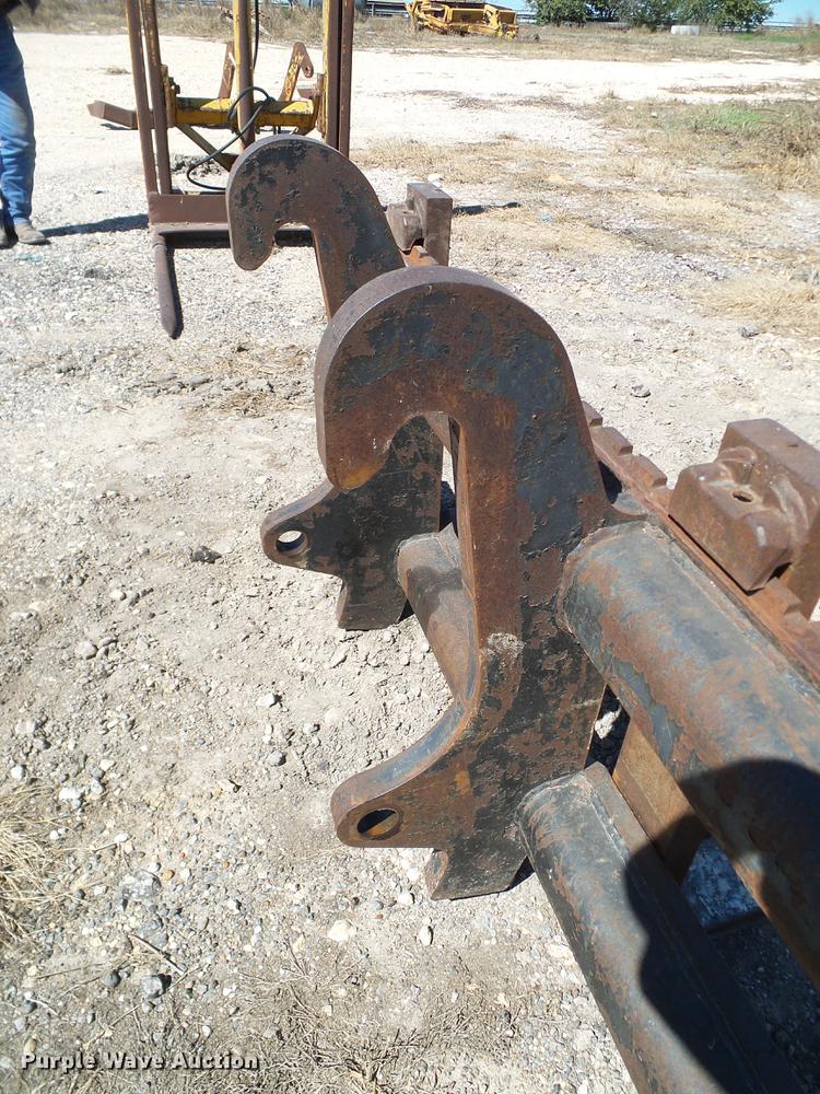 image for item AZ9394 Pallet forks