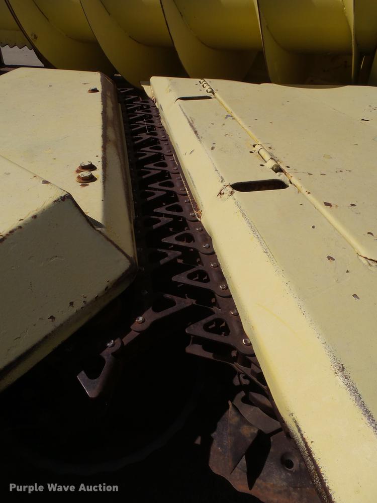 image for item BJ9936 John Deere forage head