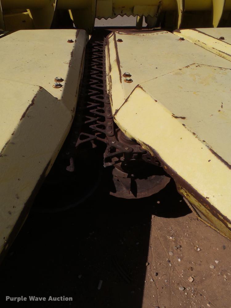 image for item BJ9936 John Deere forage head