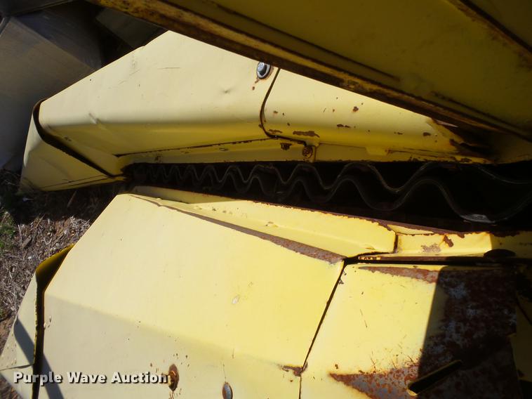 image for item BJ9937 John Deere forage head