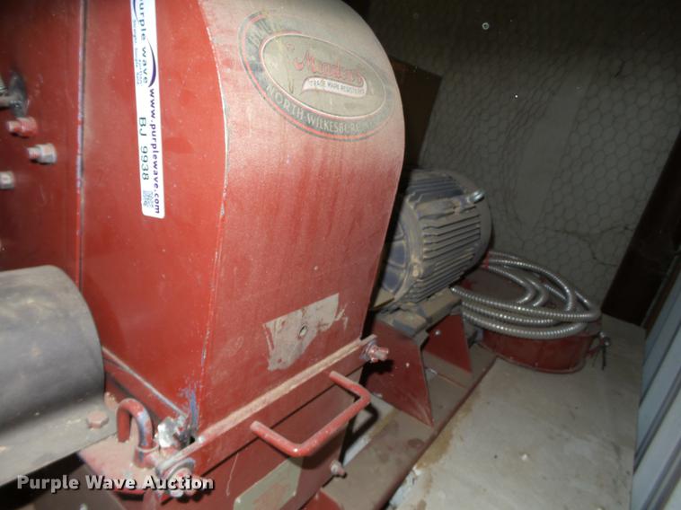 image for item BJ9938 Meadows Mills Inc. milling machine