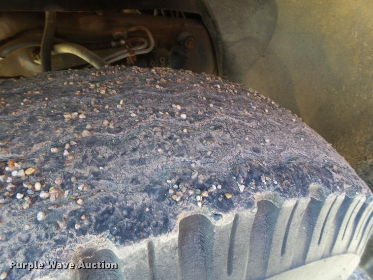 image for item BJ9955 1969 Chevrolet C60 grain truck