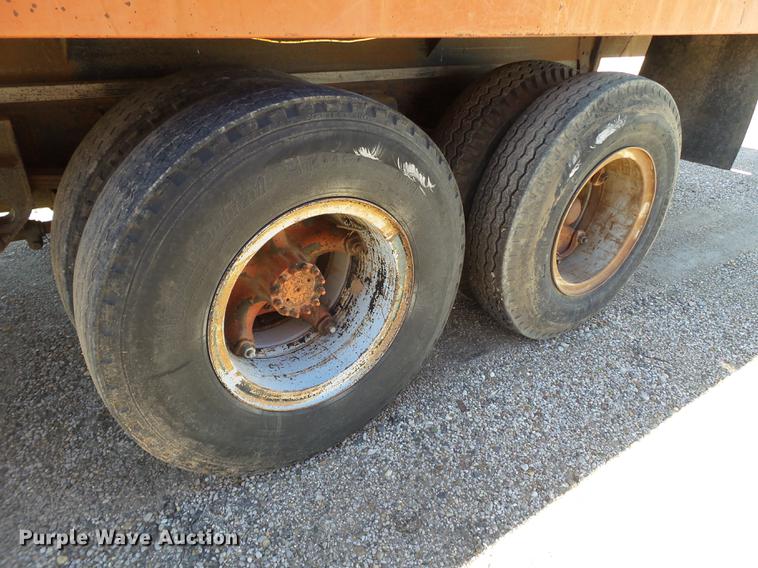 image for item BJ9955 1969 Chevrolet C60 grain truck