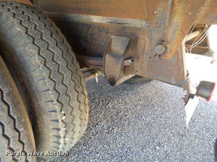 image for item BJ9955 1969 Chevrolet C60 grain truck