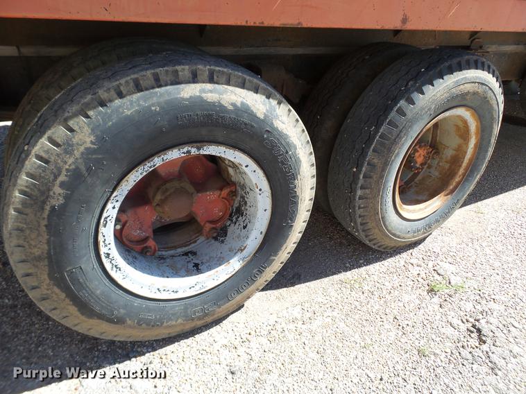 image for item BJ9955 1969 Chevrolet C60 grain truck