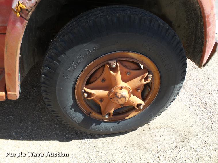 image for item BJ9955 1969 Chevrolet C60 grain truck