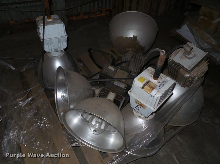 image for item BJ9960 Shop lighting