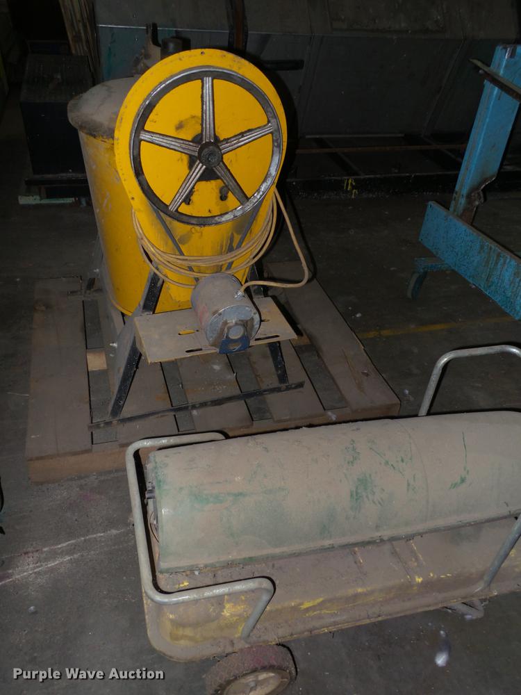 image for item BJ9961 Feed mixer