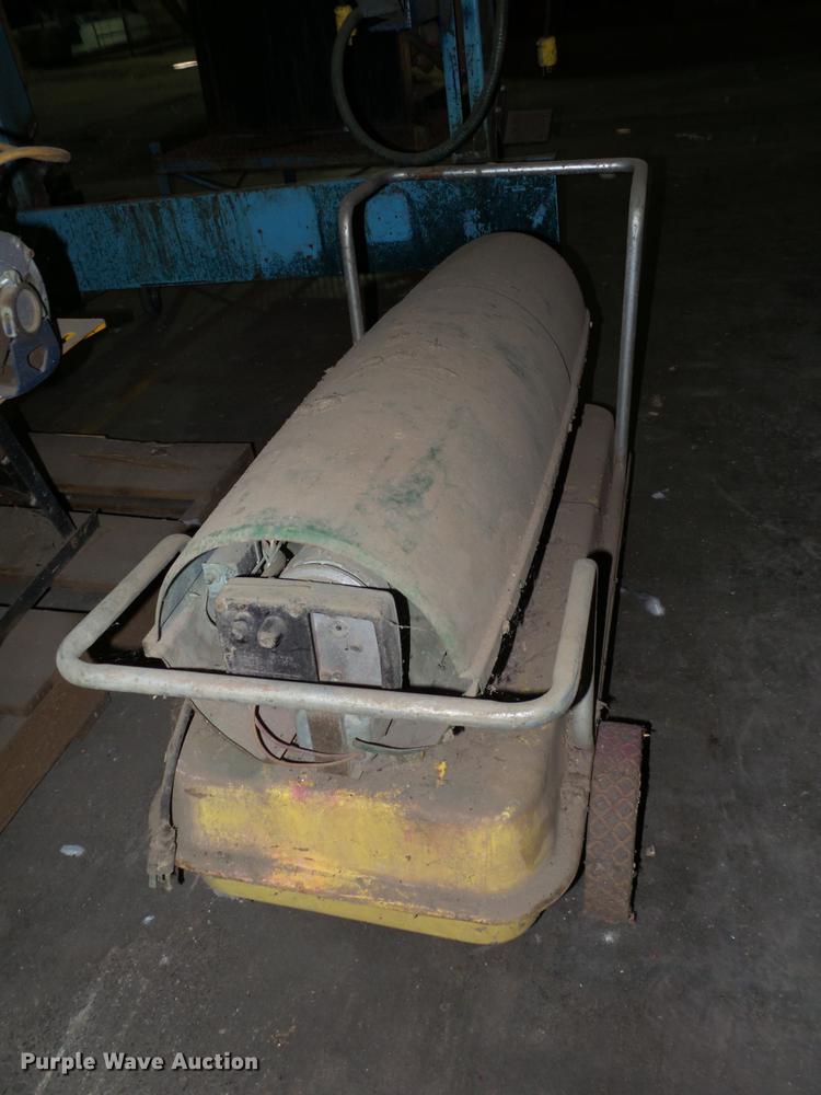 image for item BJ9961 Feed mixer