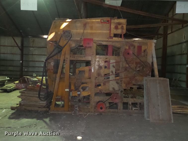 image for item BJ9967 Clipper Super K2248BDW seed cleaner