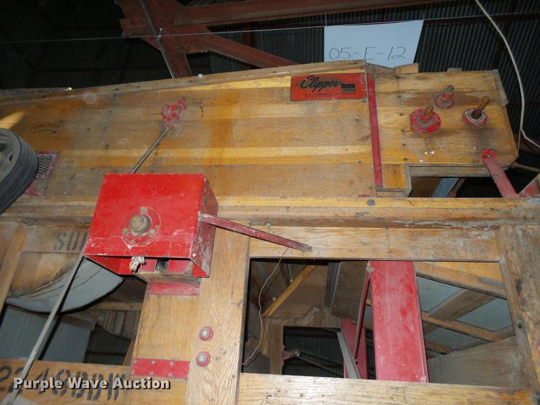 image for item BJ9967 Clipper Super K2248BDW seed cleaner