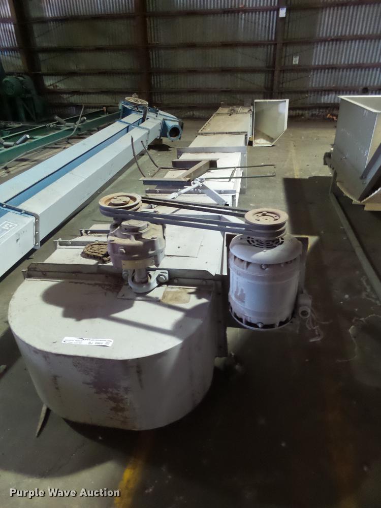 image for item BJ9969 Elevator legs and conveyors