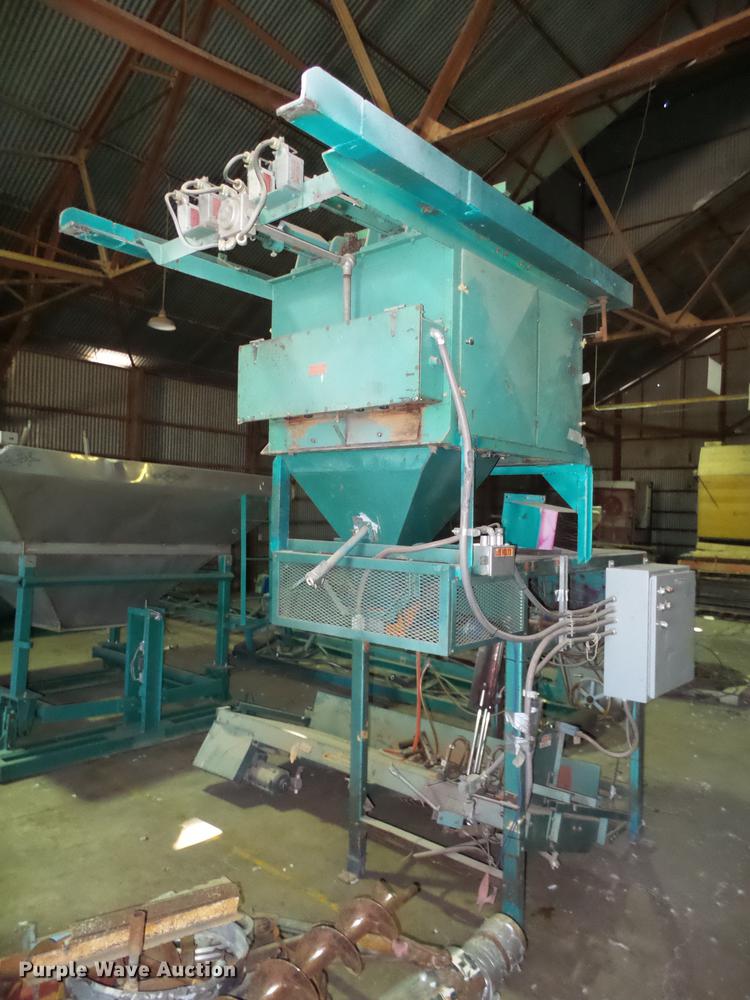 image for item BJ9970 Seed treating equipment