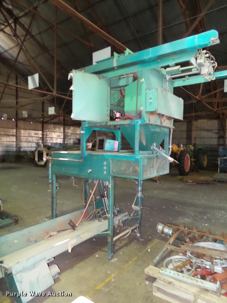 image for item BJ9970 Seed treating equipment