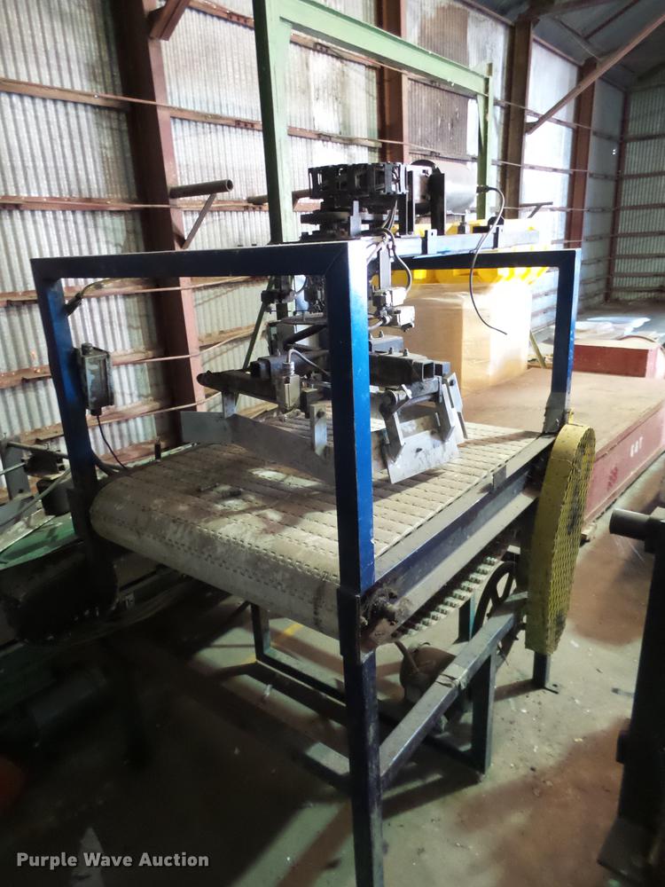 image for item BJ9973 Palletizing machine