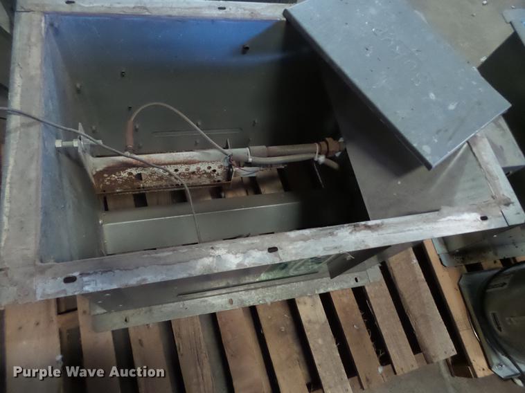 image for item BJ9979 (5) Sukup grain dryer burner units