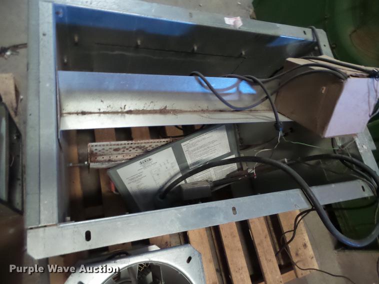 image for item BJ9979 (5) Sukup grain dryer burner units