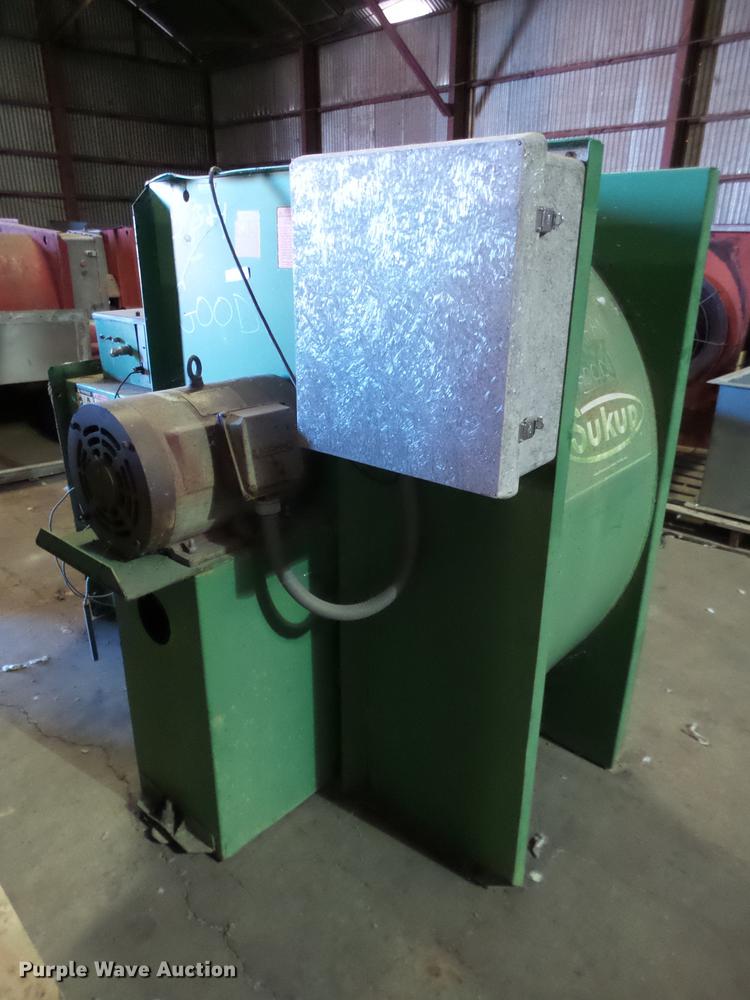 image for item BJ9981 (2) Sukup grain dryers