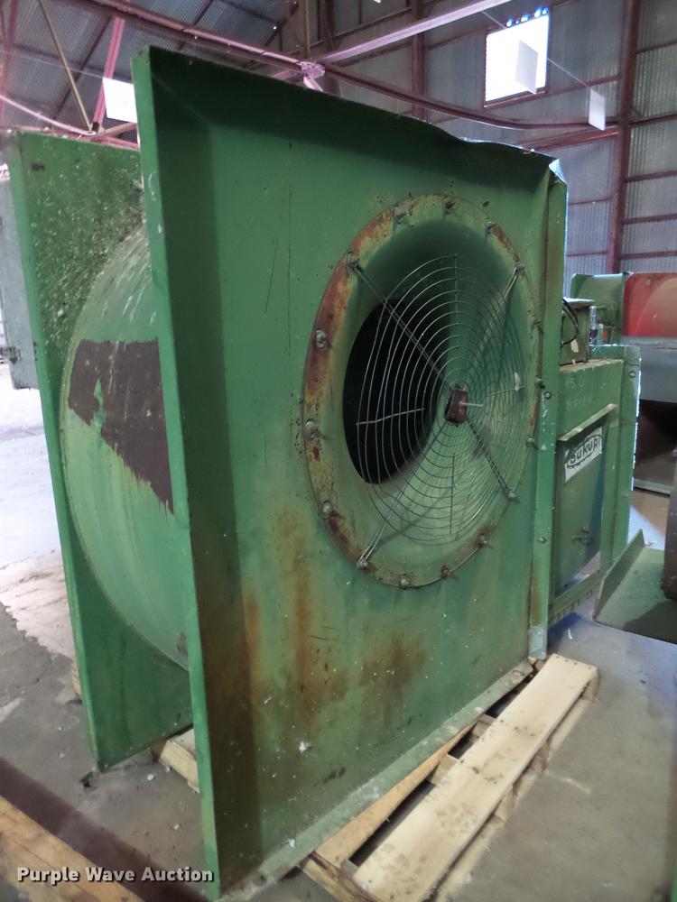 image for item BJ9981 (2) Sukup grain dryers