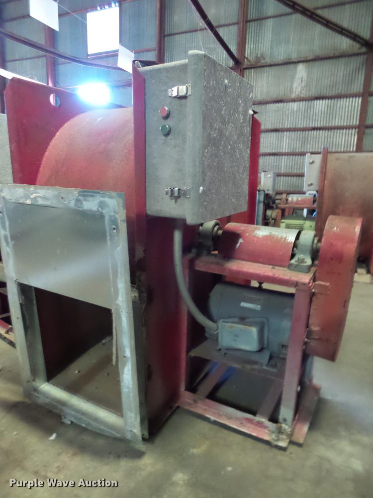 image for item BJ9983 (4) Sukup grain dryers