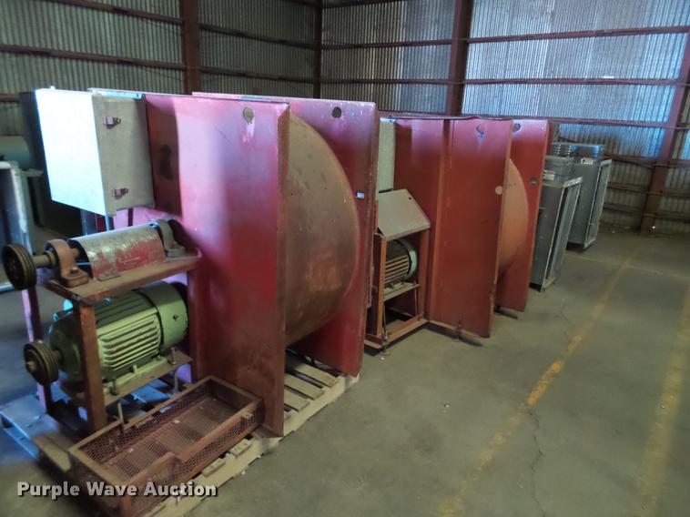 image for item BJ9984 (4) Sukup grain dryers