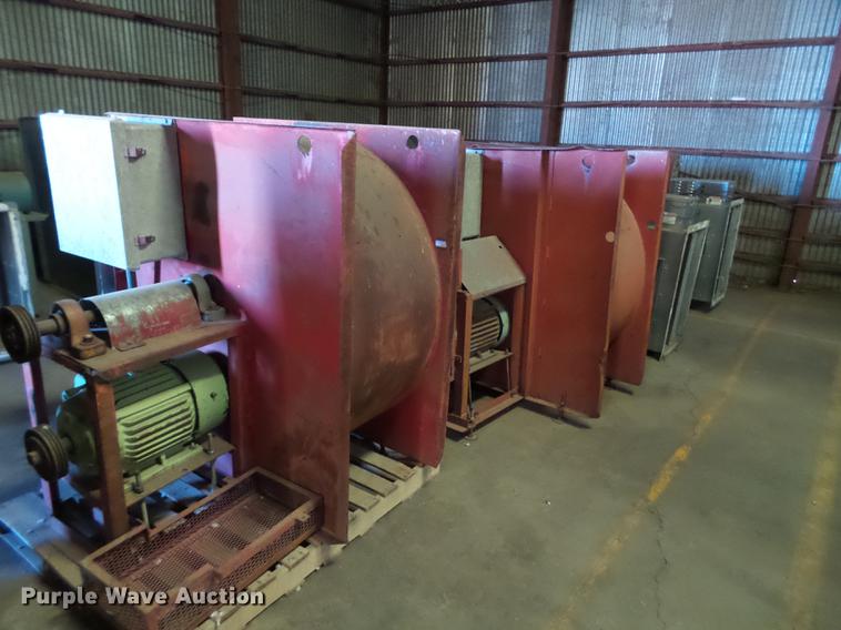 image for item BJ9984 (4) Sukup grain dryers
