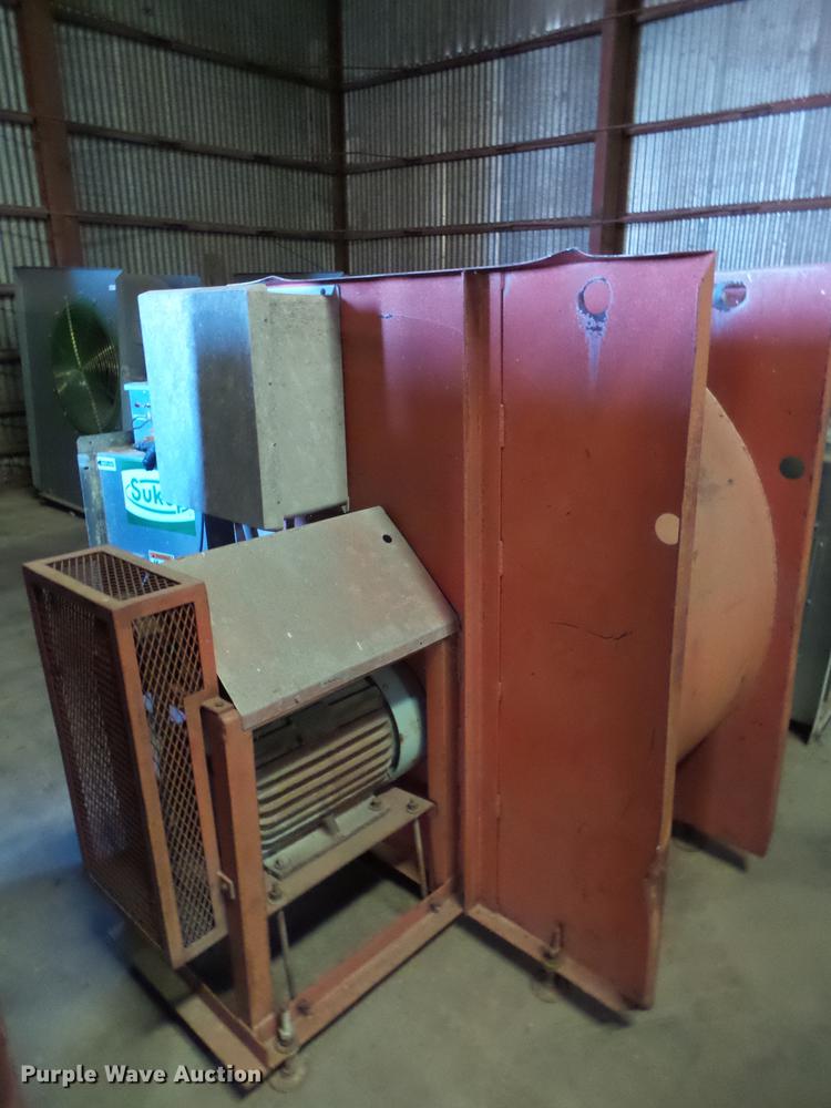 image for item BJ9984 (4) Sukup grain dryers