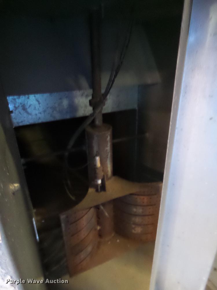 image for item BJ9986 (4) Sukup grain dryers