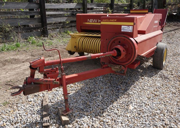 image for item DA1291 1988 New Holland 311 square baler