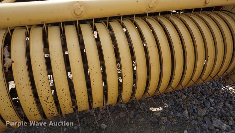 image for item DA1291 1988 New Holland 311 square baler