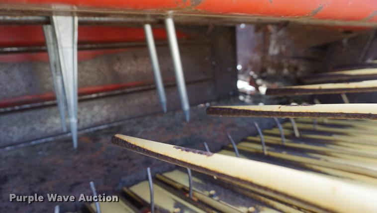 image for item DA1291 1988 New Holland 311 square baler