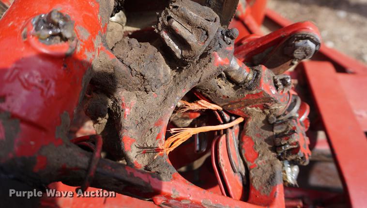 image for item DA1291 1988 New Holland 311 square baler