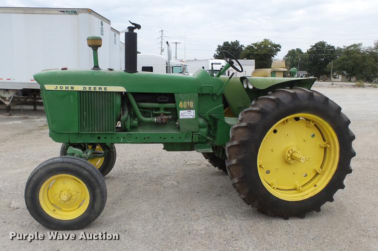 image for item DA2404 John Deere 4010 tractor