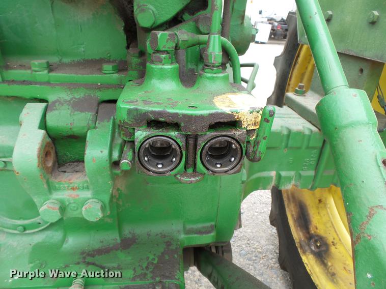 image for item DA2404 John Deere 4010 tractor