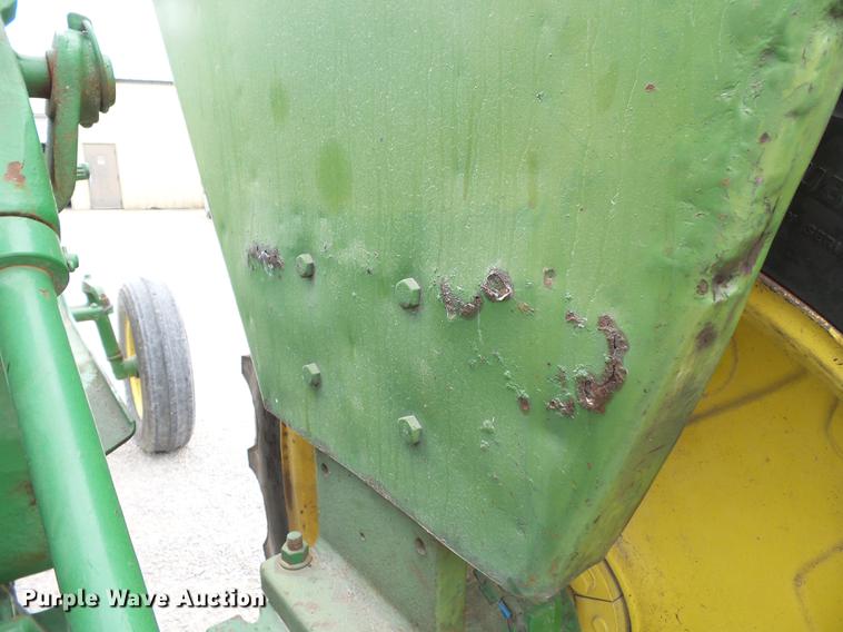 image for item DA2404 John Deere 4010 tractor