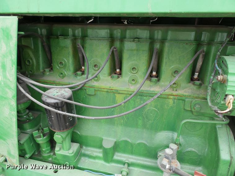 image for item DA2404 John Deere 4010 tractor
