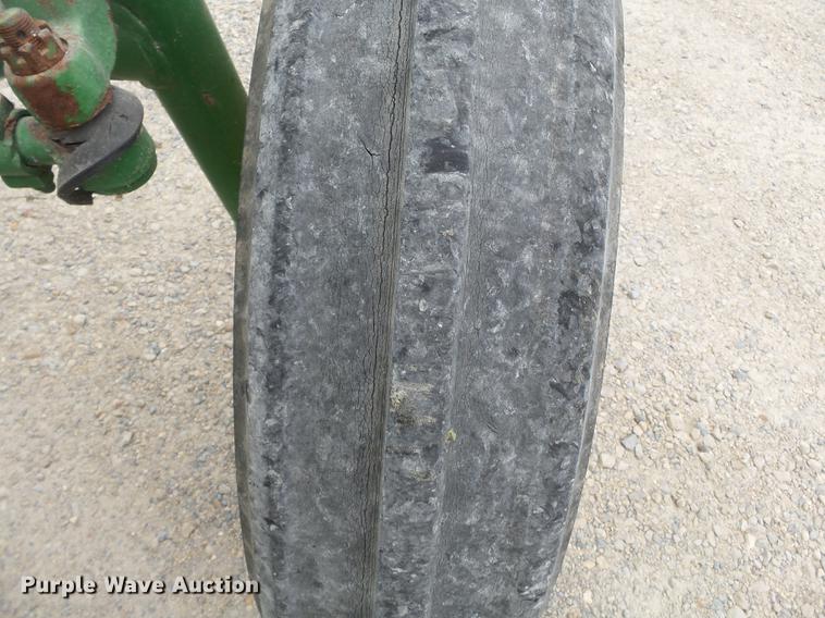 image for item DA2404 John Deere 4010 tractor