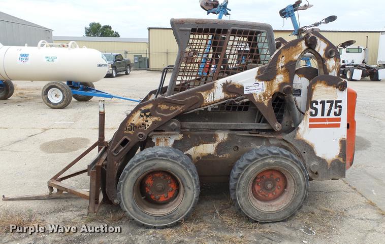 image for item DA2405 2005 Bobcat S175 skid steer