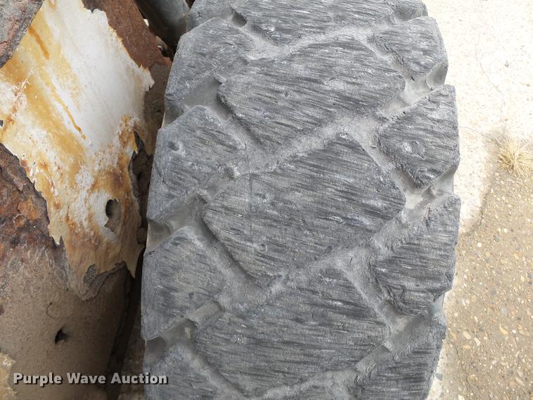 image for item DA2405 2005 Bobcat S175 skid steer