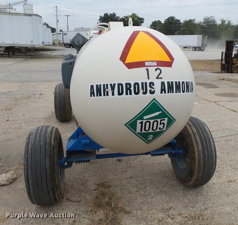 image for item DA2406 Anhydrous ammonia nurse tank