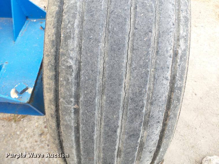 image for item DA2406 Anhydrous ammonia nurse tank