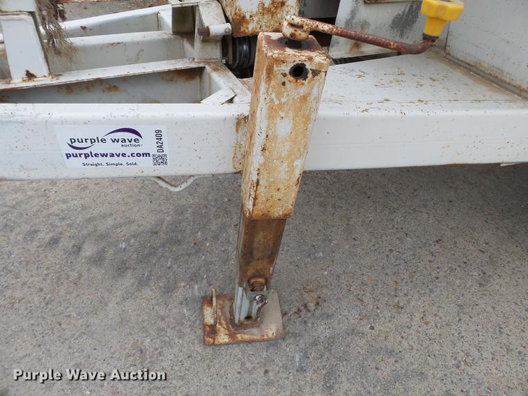 image for item DA2409 Fertilizer spreader