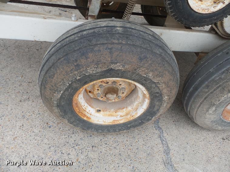 image for item DA2409 Fertilizer spreader