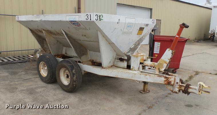 image for item DA2411 Fertilizer spreader