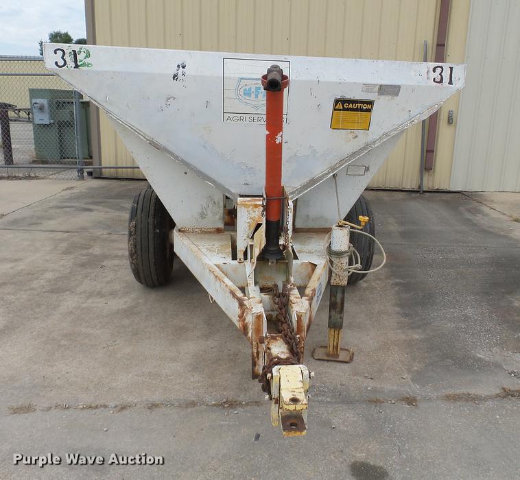 image for item DA2411 Fertilizer spreader