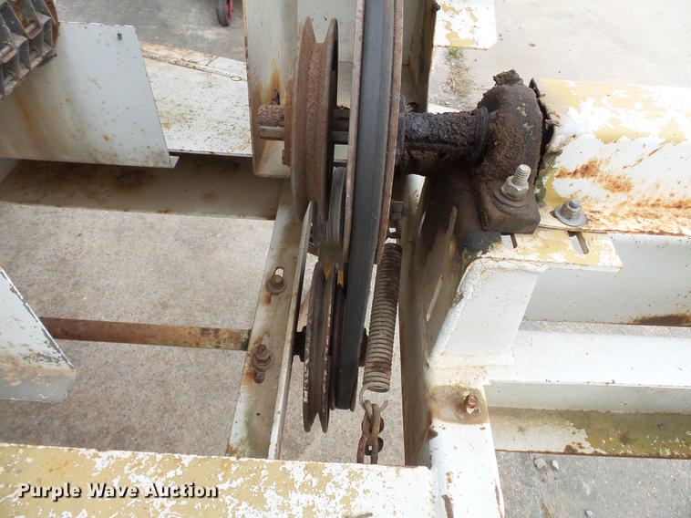 image for item DA2411 Fertilizer spreader