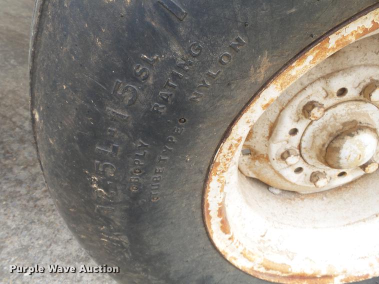 image for item DA2411 Fertilizer spreader