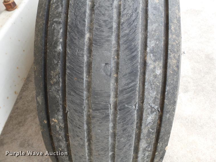 image for item DA2411 Fertilizer spreader