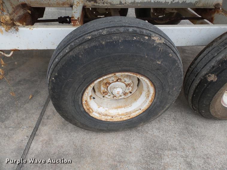 image for item DA2411 Fertilizer spreader